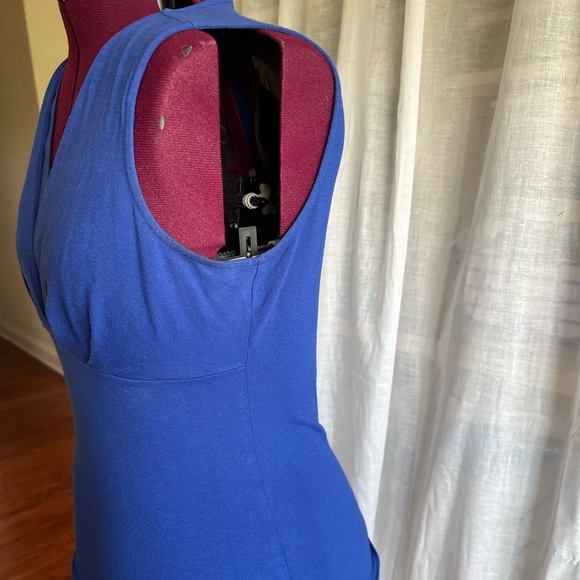 Ann Taylor tank, royal blue color, size Medium, knit. - Picture 3 of 5
